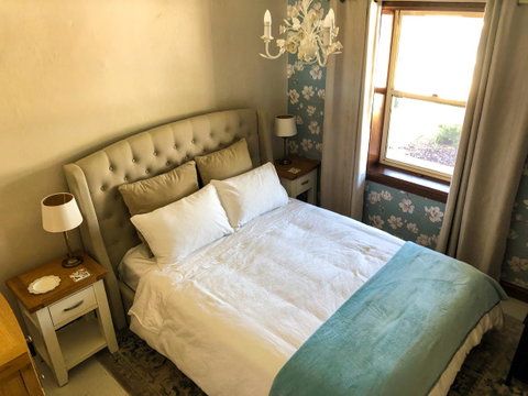 Inglenook Cottage - Accommodation QLD 3