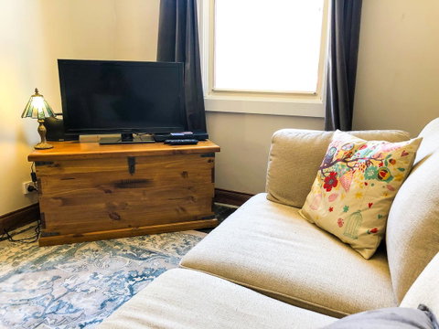 Inglenook Cottage - Accommodation QLD 17