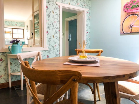 Inglenook Cottage - Accommodation QLD 5
