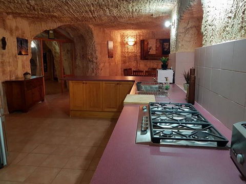Zen Underground B&B - Accommodation QLD 16