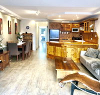 Superb Townhouse in North Adelaide - Accommodation QLD