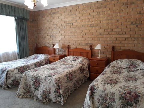 Acacia Apartments - Accommodation QLD 14