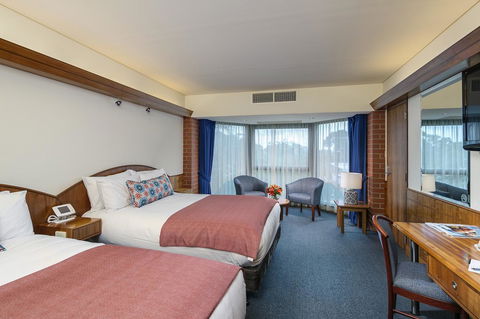 Arkaba Hotel - Accommodation QLD 1