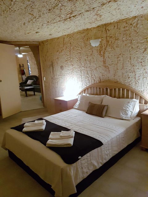 Underground Gem - Accommodation QLD 2