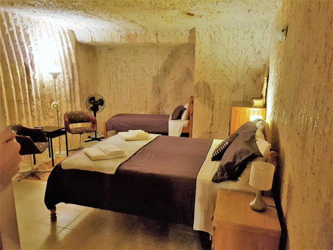 Underground Gem - Accommodation QLD 5