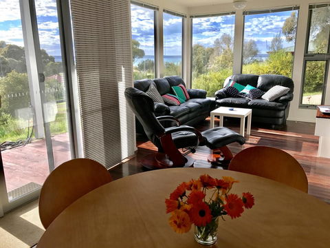 Sunrise On Falie Seaview Eco Accommodation - Accommodation QLD 33