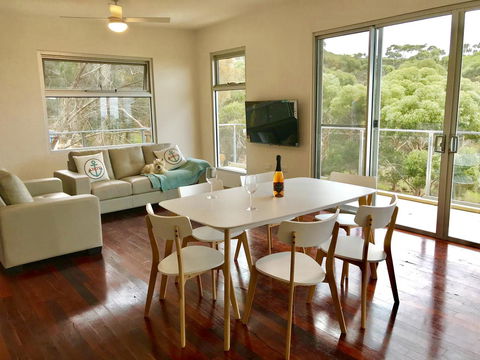 Sunrise On Falie Seaview Eco Accommodation - Accommodation QLD 22
