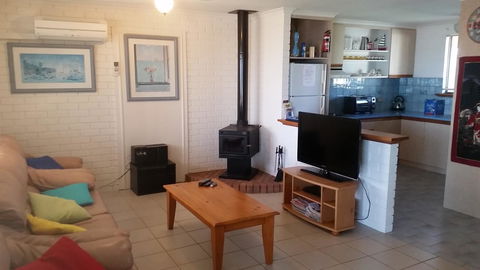 Wallaroo Sunset Home - Accommodation QLD 23