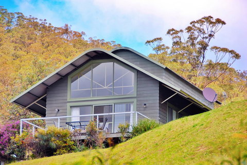 SkyView Villa - Accommodation QLD 1