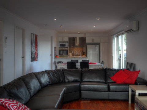 Home On Torrens - Accommodation QLD 28