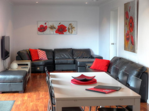 Home On Torrens - Accommodation QLD 24
