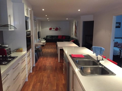 Home On Torrens - Accommodation QLD 1
