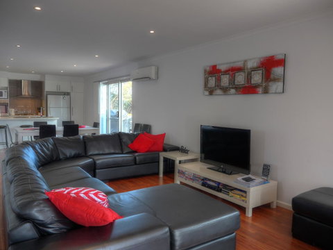 Home On Torrens - Accommodation QLD 26