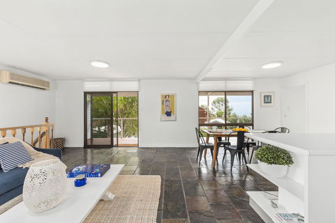 Maslin Beach Getaway - Accommodation QLD 5