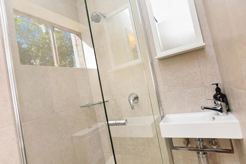 Port Of Call - Port Willunga - C21 SouthCoast Holidays - Accommodation QLD 20