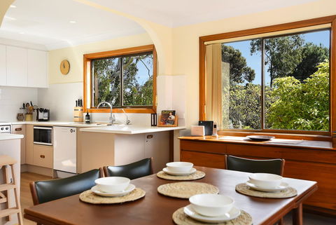 Port Of Call - Port Willunga - C21 SouthCoast Holidays - Accommodation QLD 11