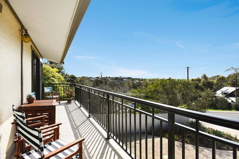 Port Of Call - Port Willunga - C21 SouthCoast Holidays - Accommodation QLD 5