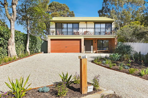 Port Of Call - Port Willunga - C21 SouthCoast Holidays - Accommodation QLD 1