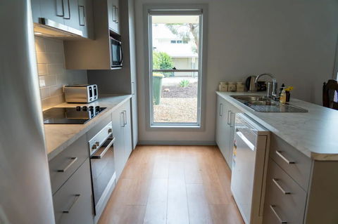 Gawler Townhouse 3 Bedroom - Accommodation QLD 1