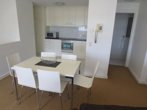 Lights Landing Apartments - Accommodation QLD 39