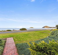 Franklin Beachfront Apartments - Accommodation QLD