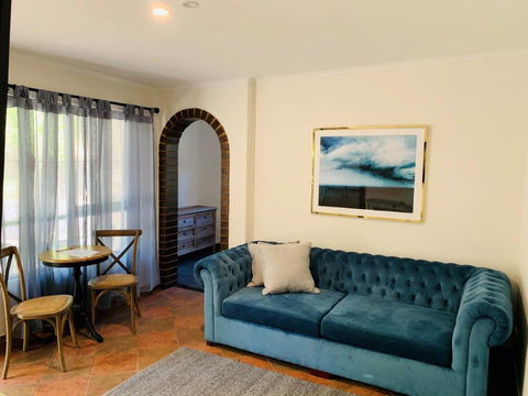 The Manor Basket Range - Accommodation QLD 12