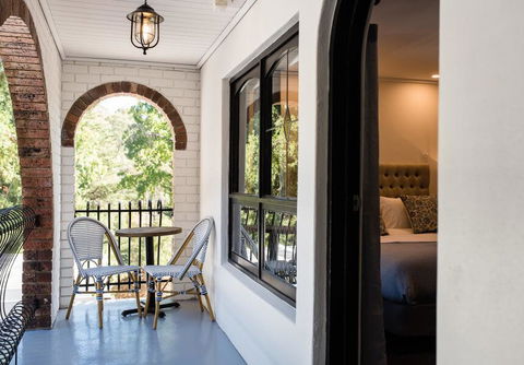 The Manor Basket Range - Accommodation QLD 18