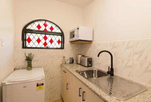 The Manor Basket Range - Accommodation QLD 5