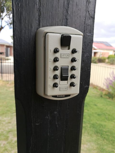 Hilda Anna's - Accommodation QLD 8