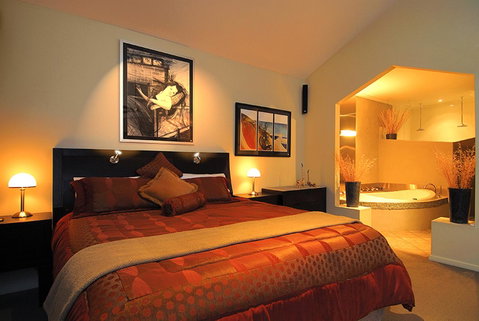 Riverview Rise Retreats - Accommodation QLD 2