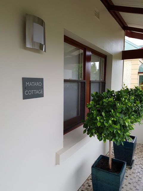 Mataro Cottage - Accommodation QLD 1