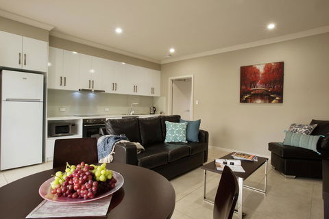 Renmark Holiday Apartments - Accommodation QLD 5