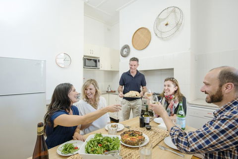 Seawall Apartments - Accommodation QLD 13