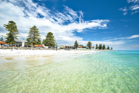 Seawall Apartments - Accommodation QLD 8