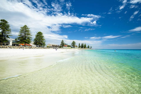 Seawall Apartments - Accommodation QLD 14
