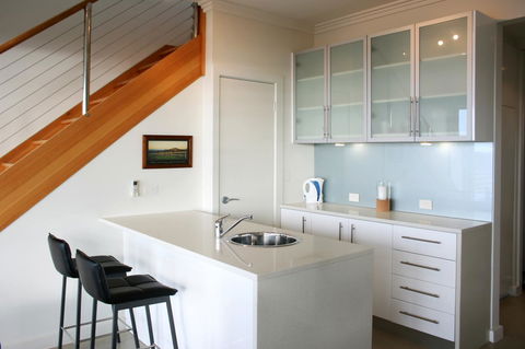 Penneshaw Oceanview Apartments - Accommodation QLD 10