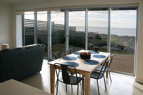 Penneshaw Oceanview Apartments - Accommodation QLD 12