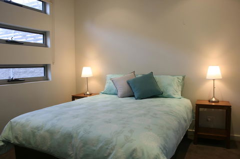 Penneshaw Oceanview Apartments - Accommodation QLD 15