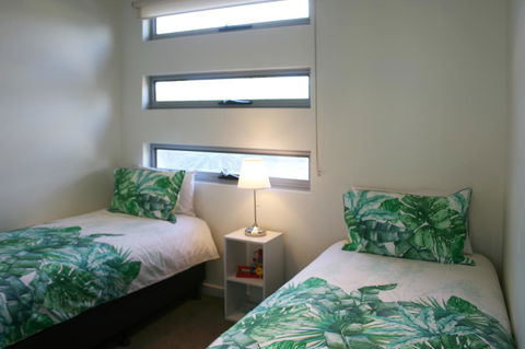 Penneshaw Oceanview Apartments - Accommodation QLD 9