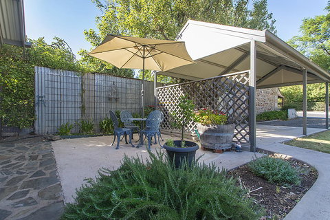 Stoneleigh Cottage Bed And Breakfast - Accommodation QLD 14