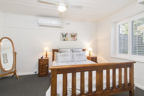 Stoneleigh Cottage Bed And Breakfast - Accommodation QLD 11
