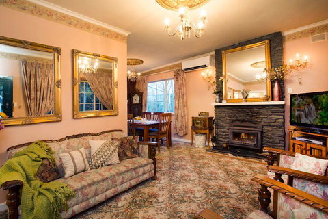 Hahndorf House B&B - Accommodation QLD 16