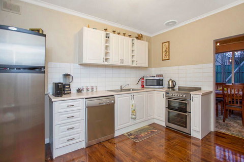 Hahndorf House B&B - Accommodation QLD 22