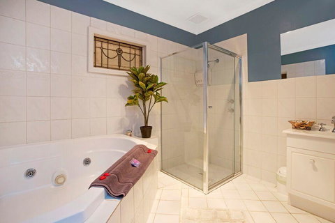 Hahndorf House B&B - Accommodation QLD 20