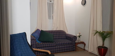 Unit In Marion - Accommodation QLD 5
