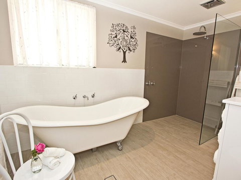 Queen's Cottage Barossa Valley - Accommodation QLD 1