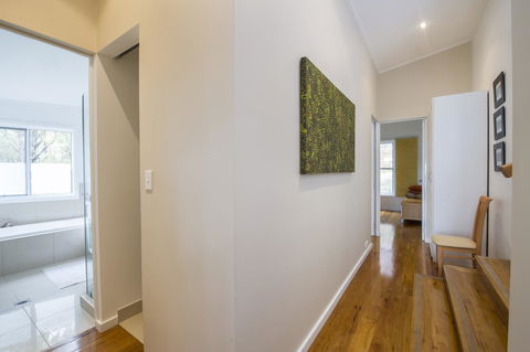 Smiths Lake House - Accommodation QLD 21