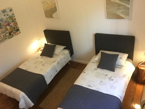 Smiths Lake House - Accommodation QLD 14