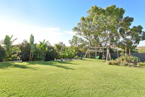Lavina Luxury Beach House - Accommodation QLD 4