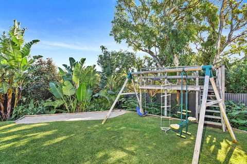 Lavina Luxury Beach House - Accommodation QLD 2